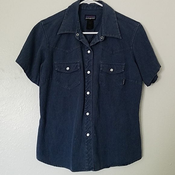Patagonia Tops - Vintage Patagonia button down short sleeve shirt